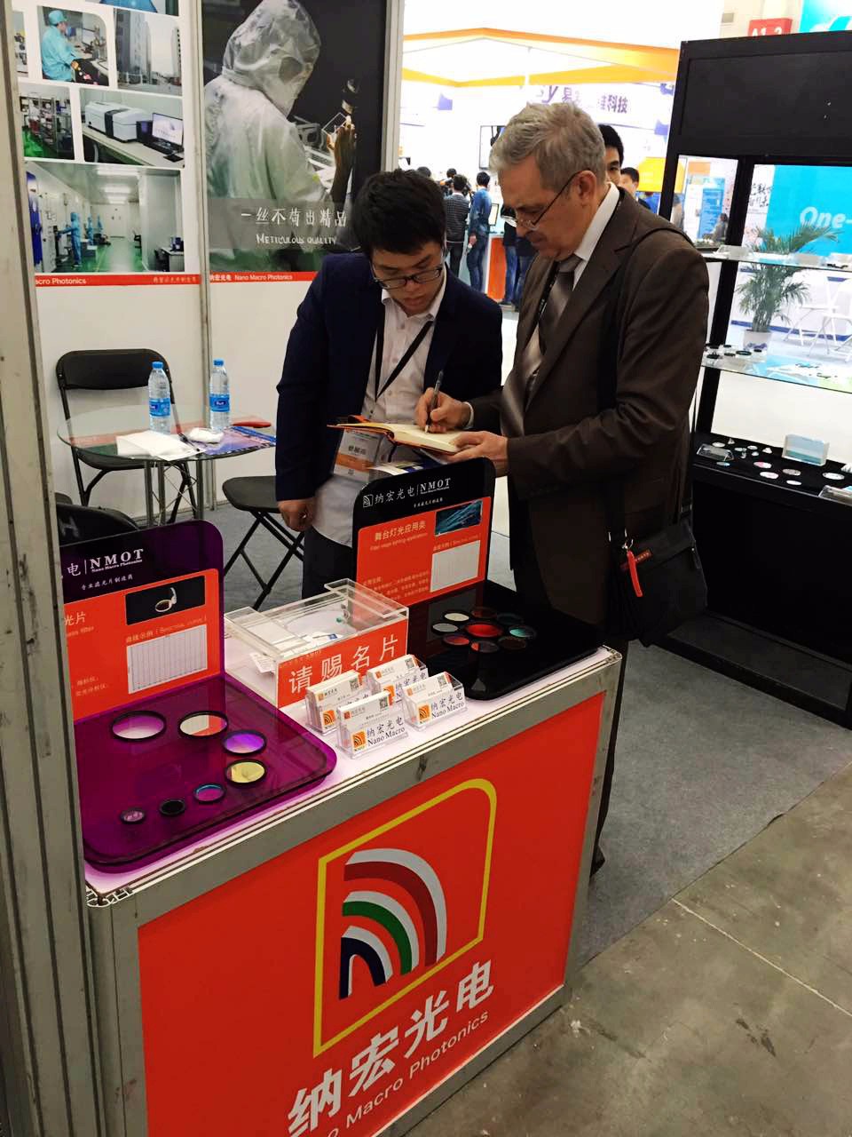 和國(guó)外客戶交流 和國(guó)外客戶交流