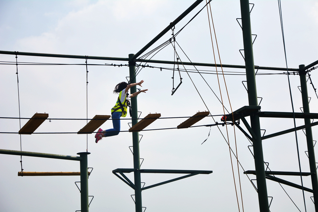 拓展突破 拓展突破