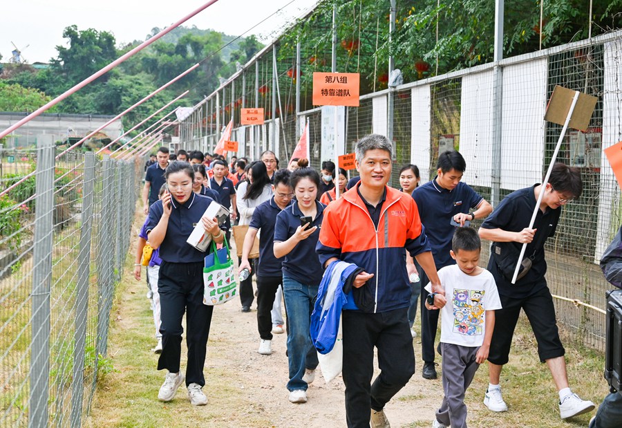 2024年11月納宏光電合影